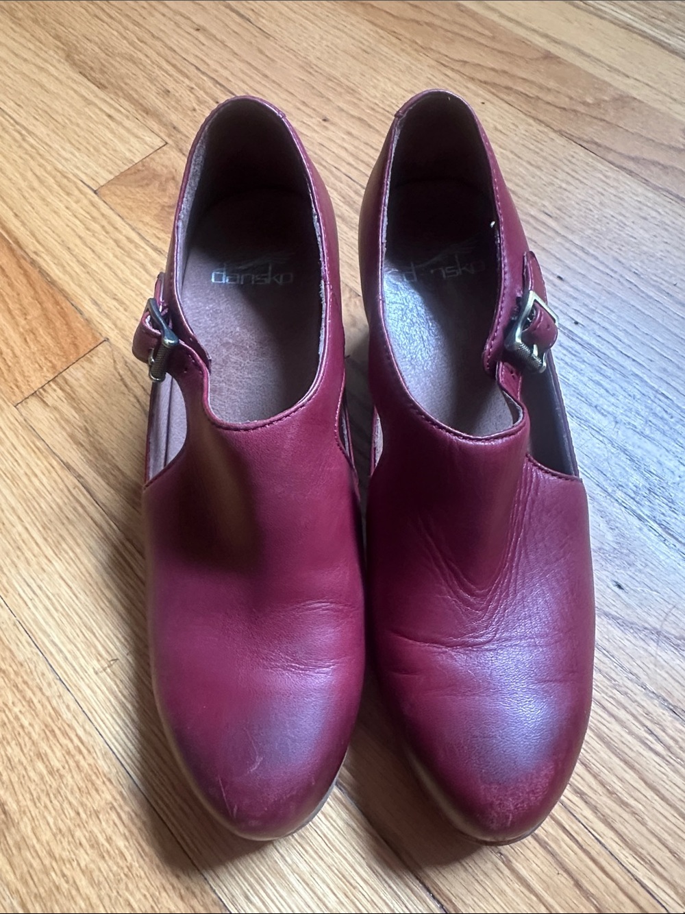 Dansko Women's Burgundy Leather Mary Jane Heels Sz 38